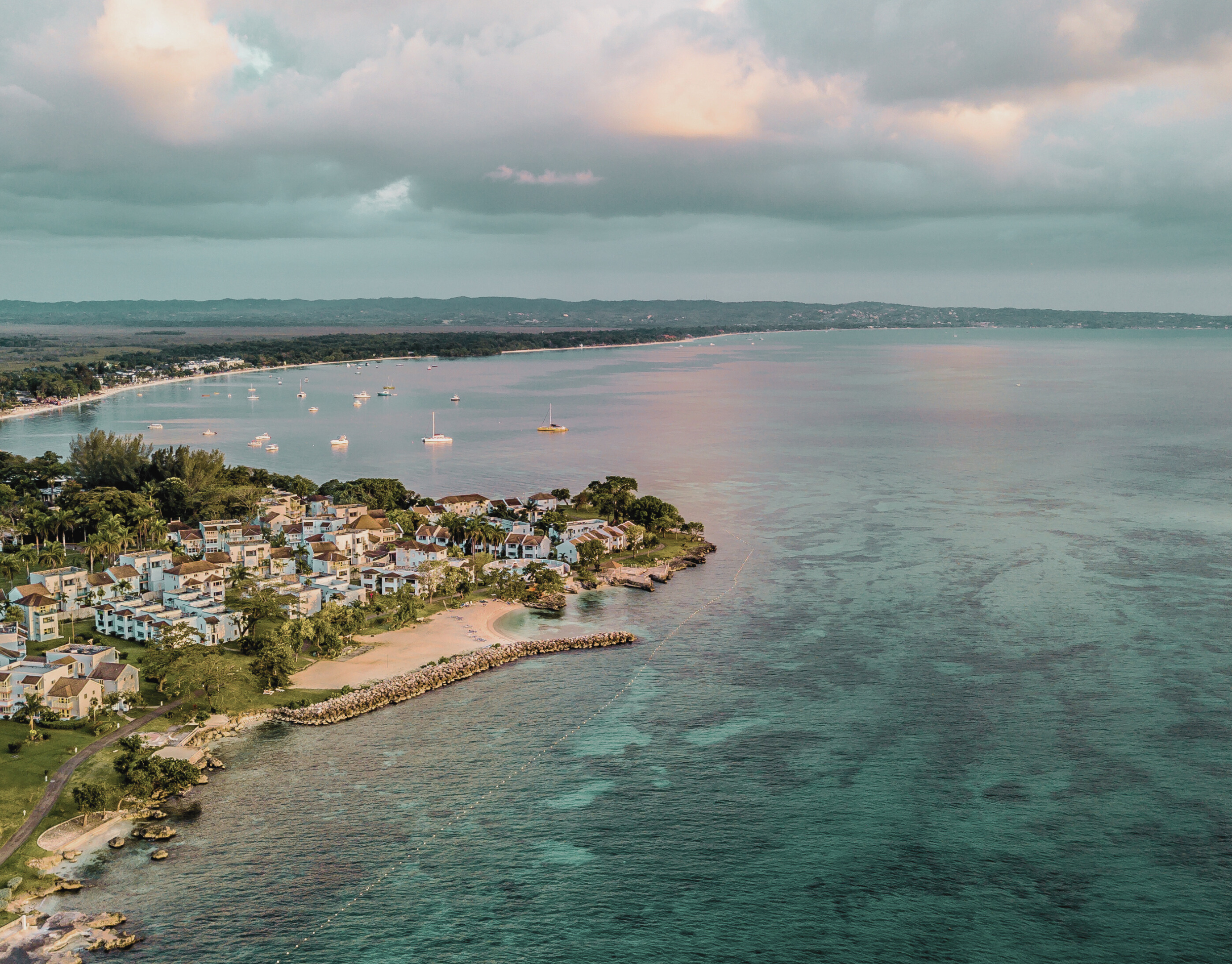 Private Yacht Charters in Negril, Jamaica | Noire Waters